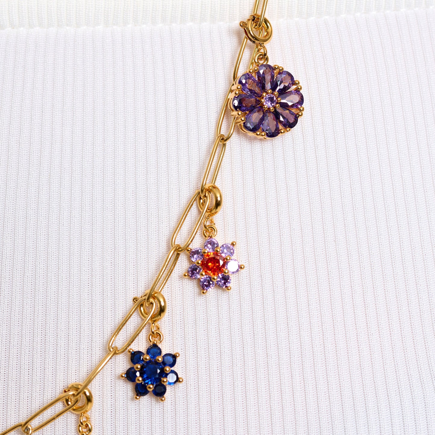 ANNEBRAUNER Flower Charm
