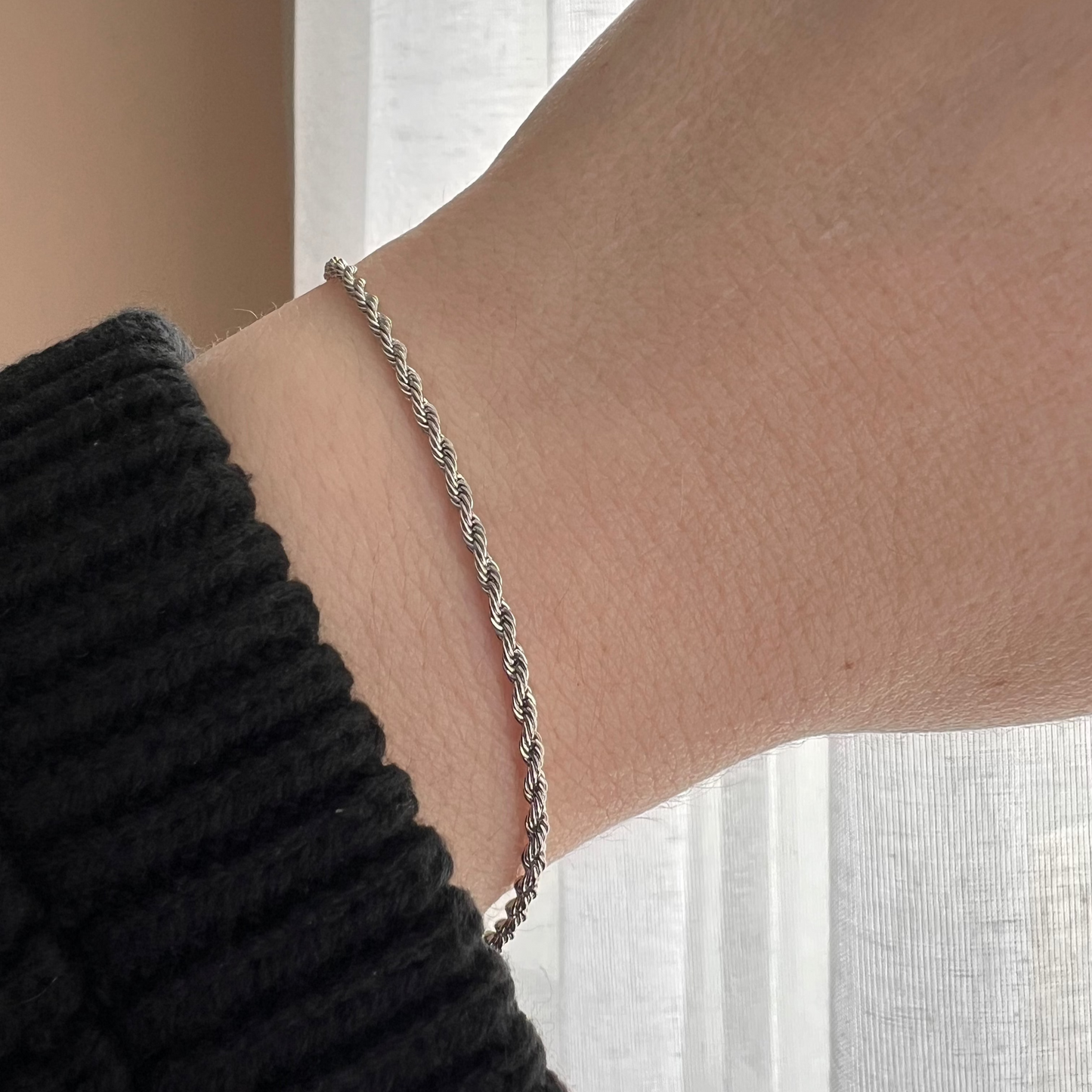 ANNEBRAUNER Swirl Bracelet 2 mm