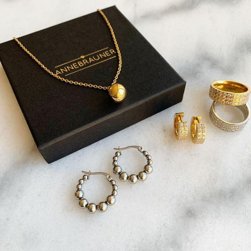 ANNEBRAUNER Ball Necklace