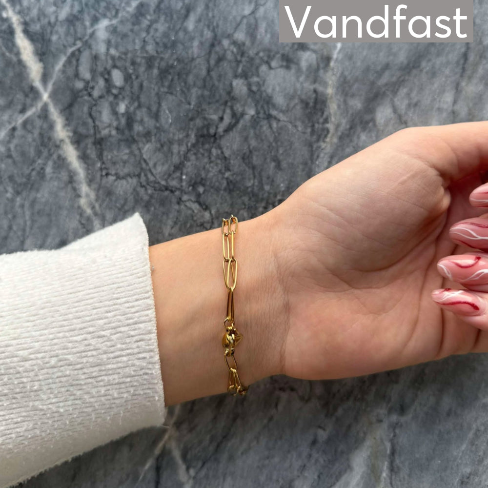 Annebrauner Carrier Bracelet