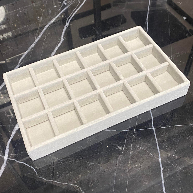 ANNEBRAUNER VELVET TRAY GREY 18 Sections